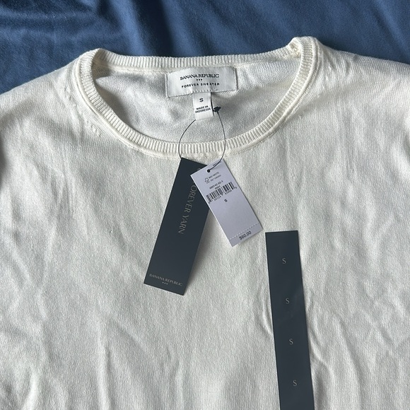 Banana Republic Forever Crew-Neck Sweater - Picture 3 of 4